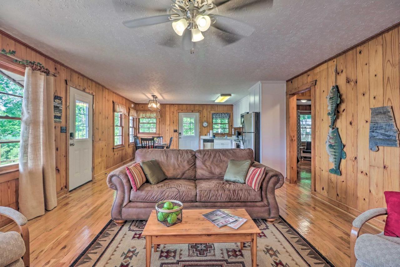 Waterfront Lake Martin Home With Grill And Beach! Eclectic Extérieur photo