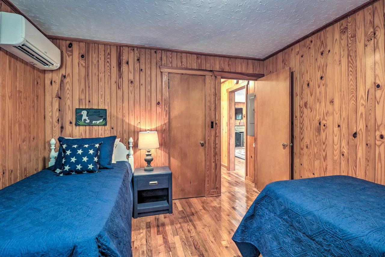 Waterfront Lake Martin Home With Grill And Beach! Eclectic Extérieur photo